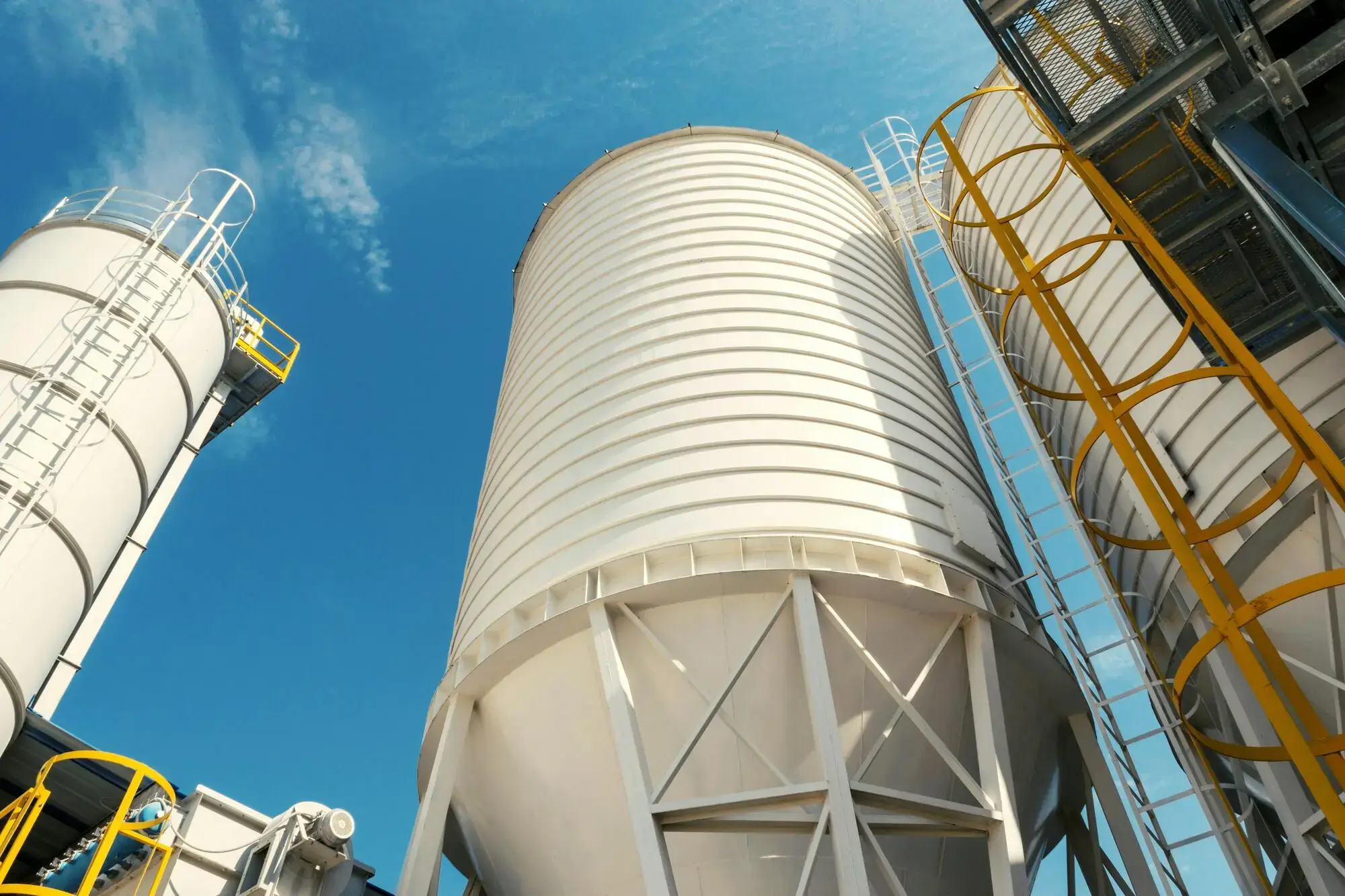 Almacenaje de materiales en silos